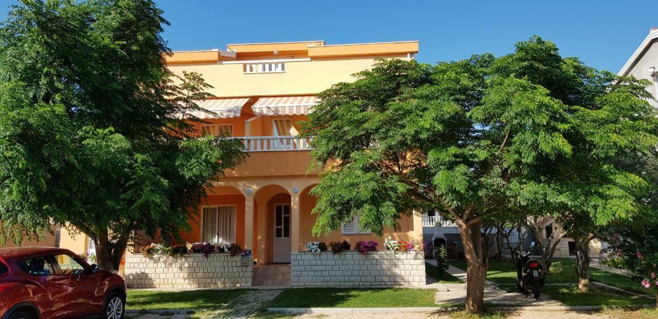 Apartmani Ruza Novalja Εξωτερικό φωτογραφία