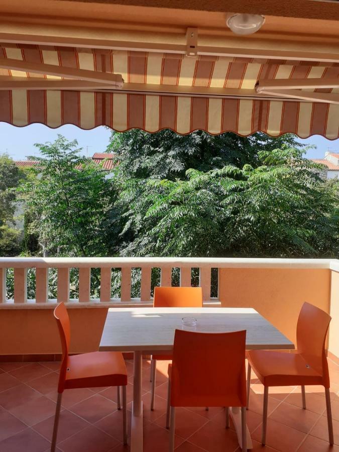 Apartmani Ruza Novalja Εξωτερικό φωτογραφία