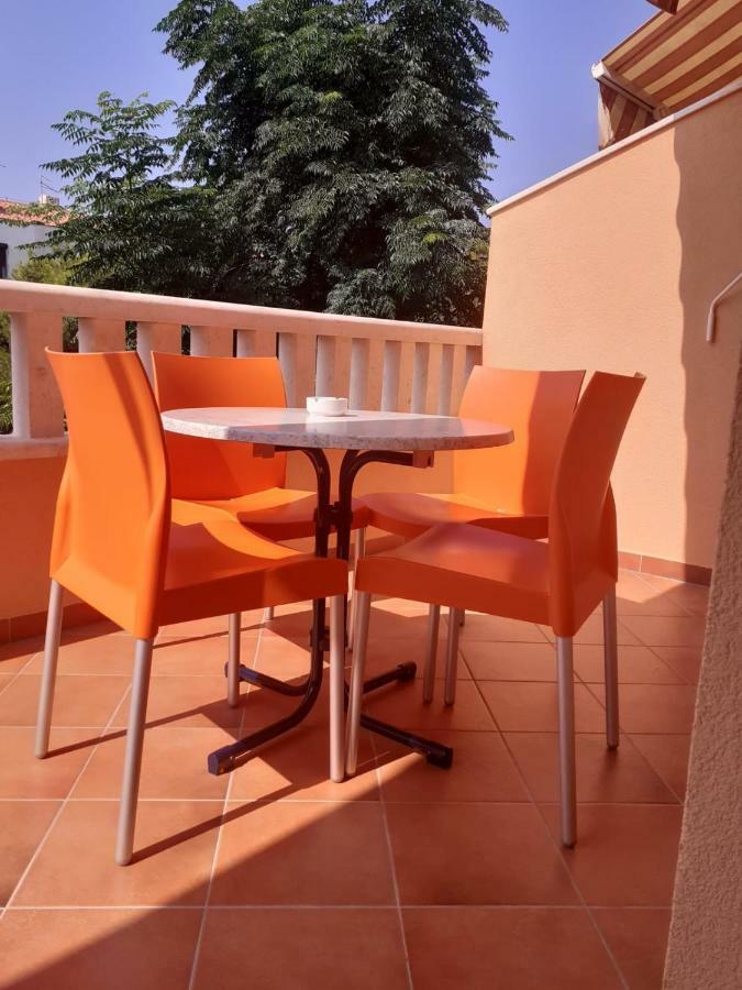 Apartmani Ruza Novalja Εξωτερικό φωτογραφία